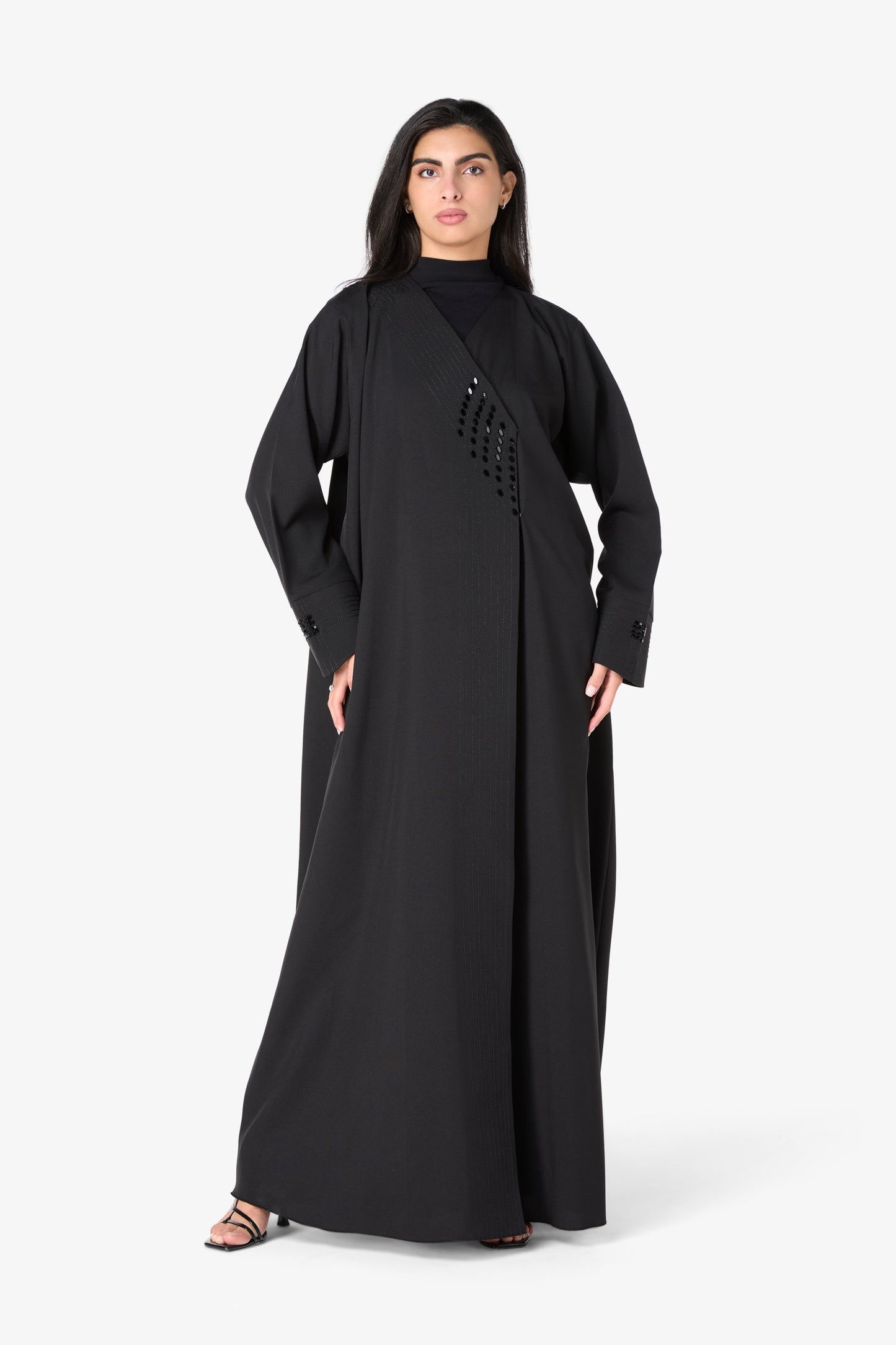 AMAALEEY | Black Embroidered V-Neck Abaya