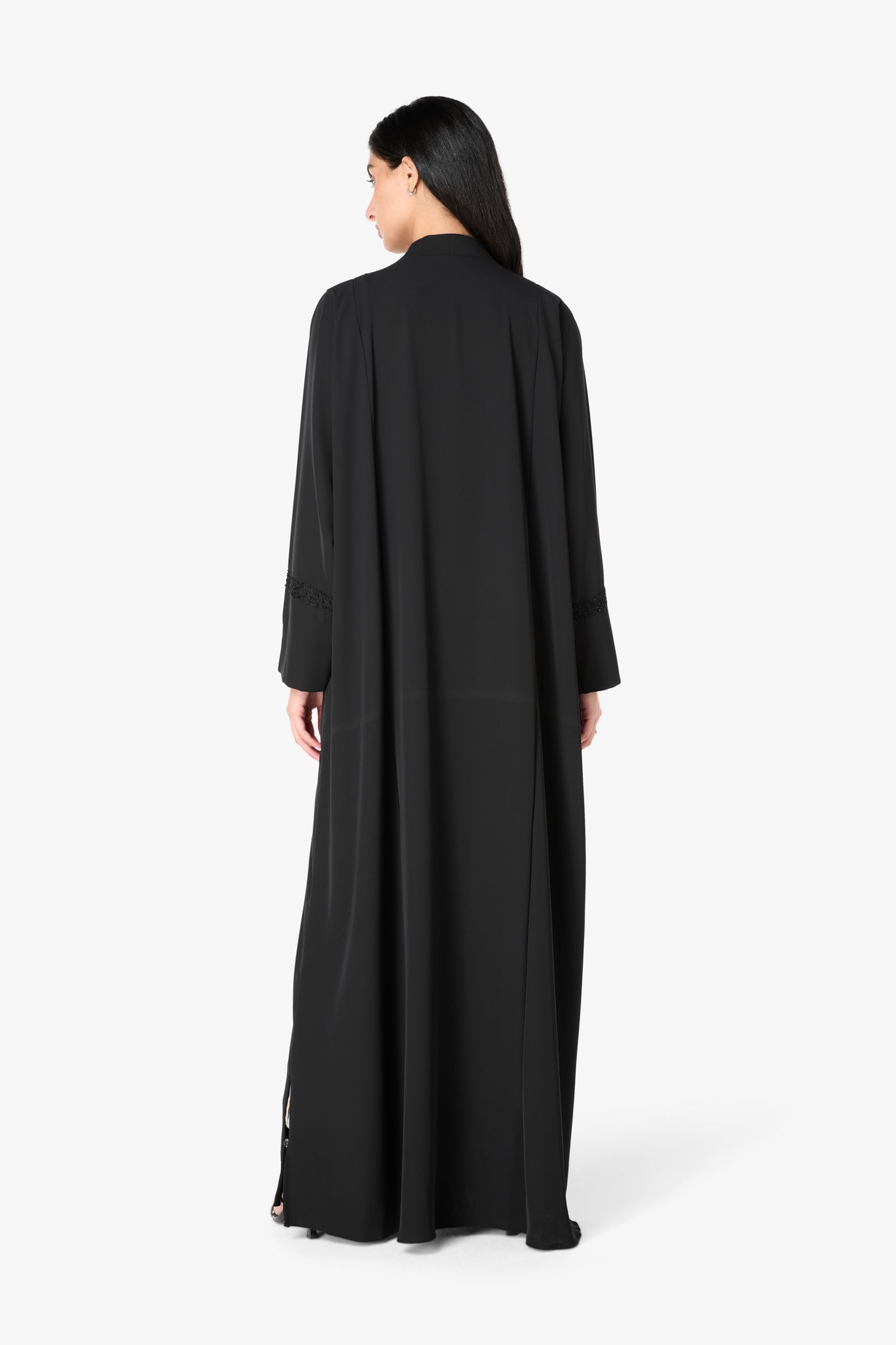 AMAALEEY | Black Textured V-Neck Abaya